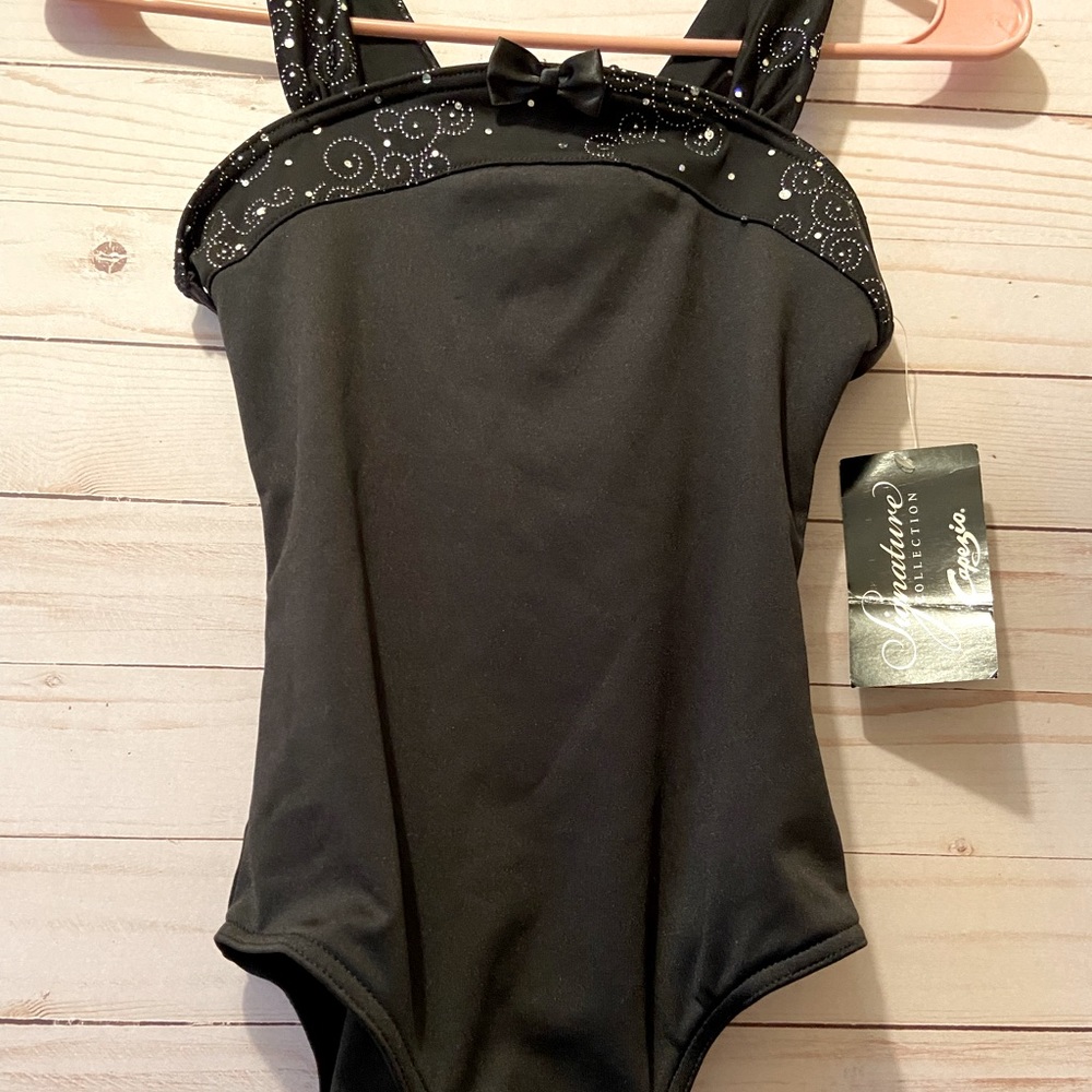 Girls Capezio black sparkly leotard size Large